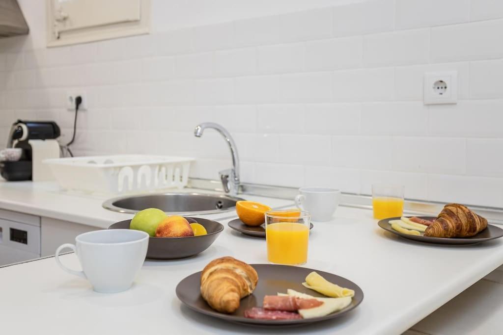 Canela Homes Barcelona Fontana Bagian luar foto