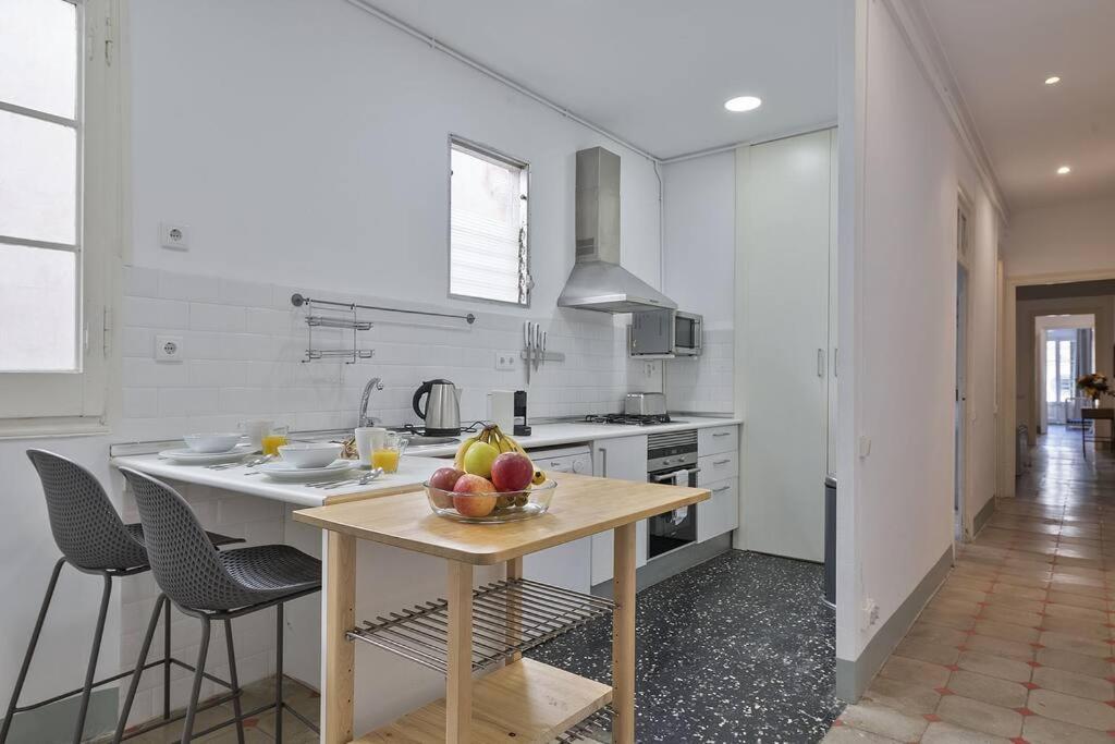 Canela Homes Barcelona Fontana Bagian luar foto