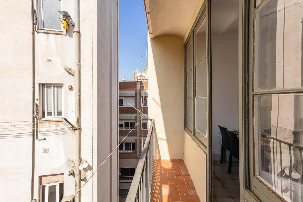Canela Homes Barcelona Fontana Bagian luar foto