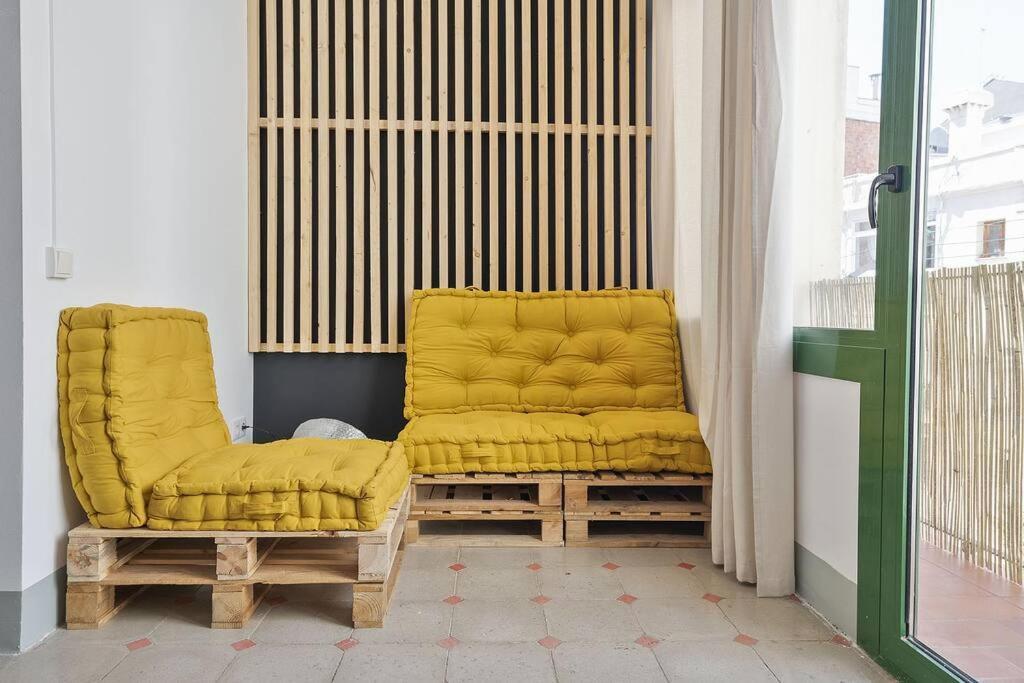 Canela Homes Barcelona Fontana Bagian luar foto