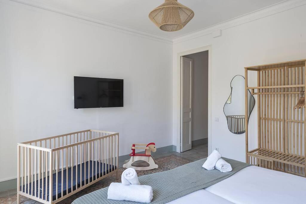 Canela Homes Barcelona Fontana Bagian luar foto