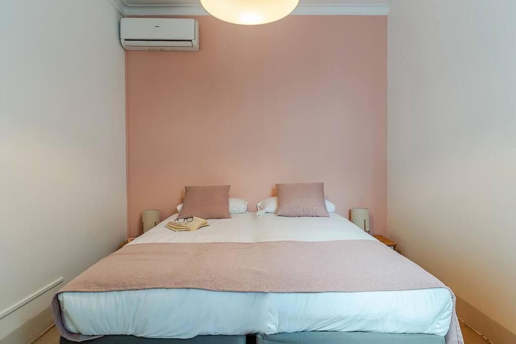 Canela Homes Barcelona Fontana Bagian luar foto
