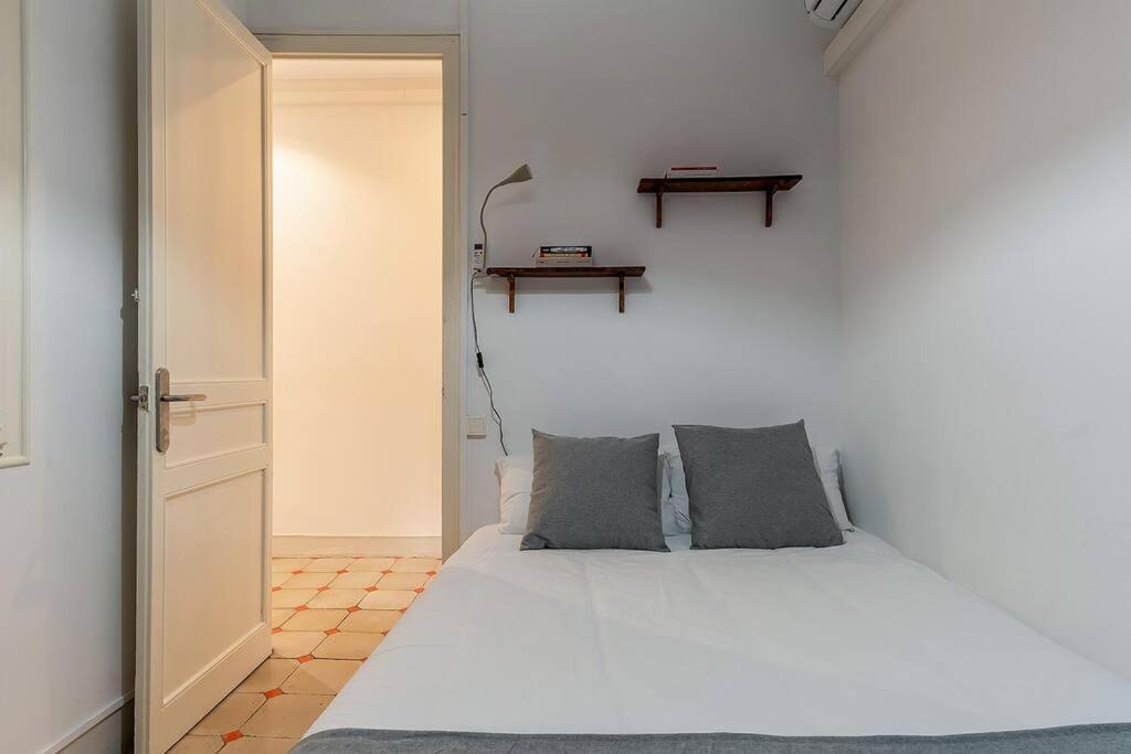 Canela Homes Barcelona Fontana Bagian luar foto