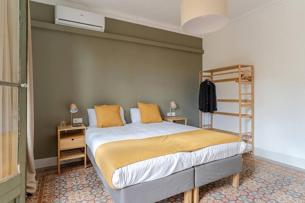 Canela Homes Barcelona Fontana Bagian luar foto