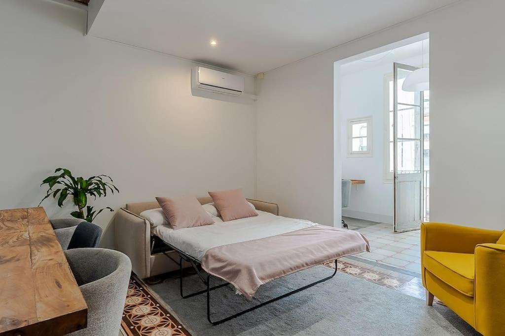 Canela Homes Barcelona Fontana Bagian luar foto