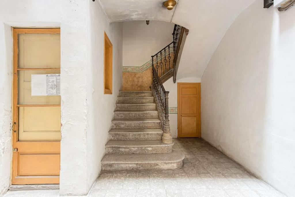 Canela Homes Barcelona Fontana Bagian luar foto