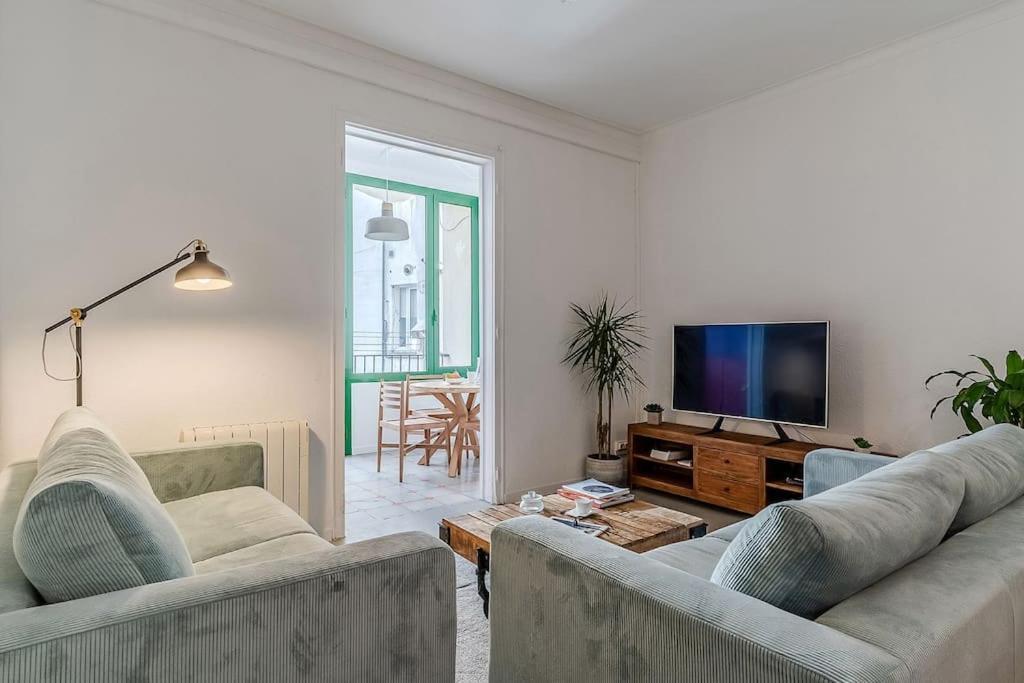 Canela Homes Barcelona Fontana Bagian luar foto