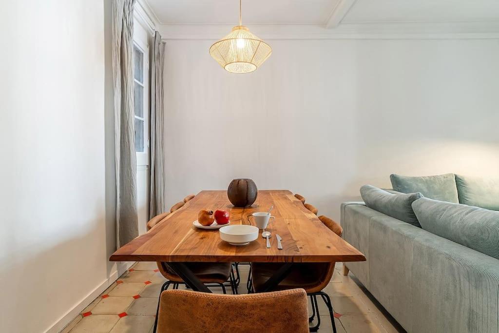 Canela Homes Barcelona Fontana Bagian luar foto