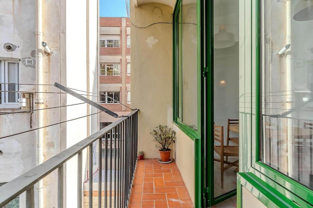 Canela Homes Barcelona Fontana Bagian luar foto